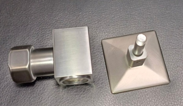 Полотенцесушитель LP 8 80х50 (оружейная сталь) (с комплектом 3/4"х1/2" г/ш квадрат) Магазин сантехники Нижний Новгород